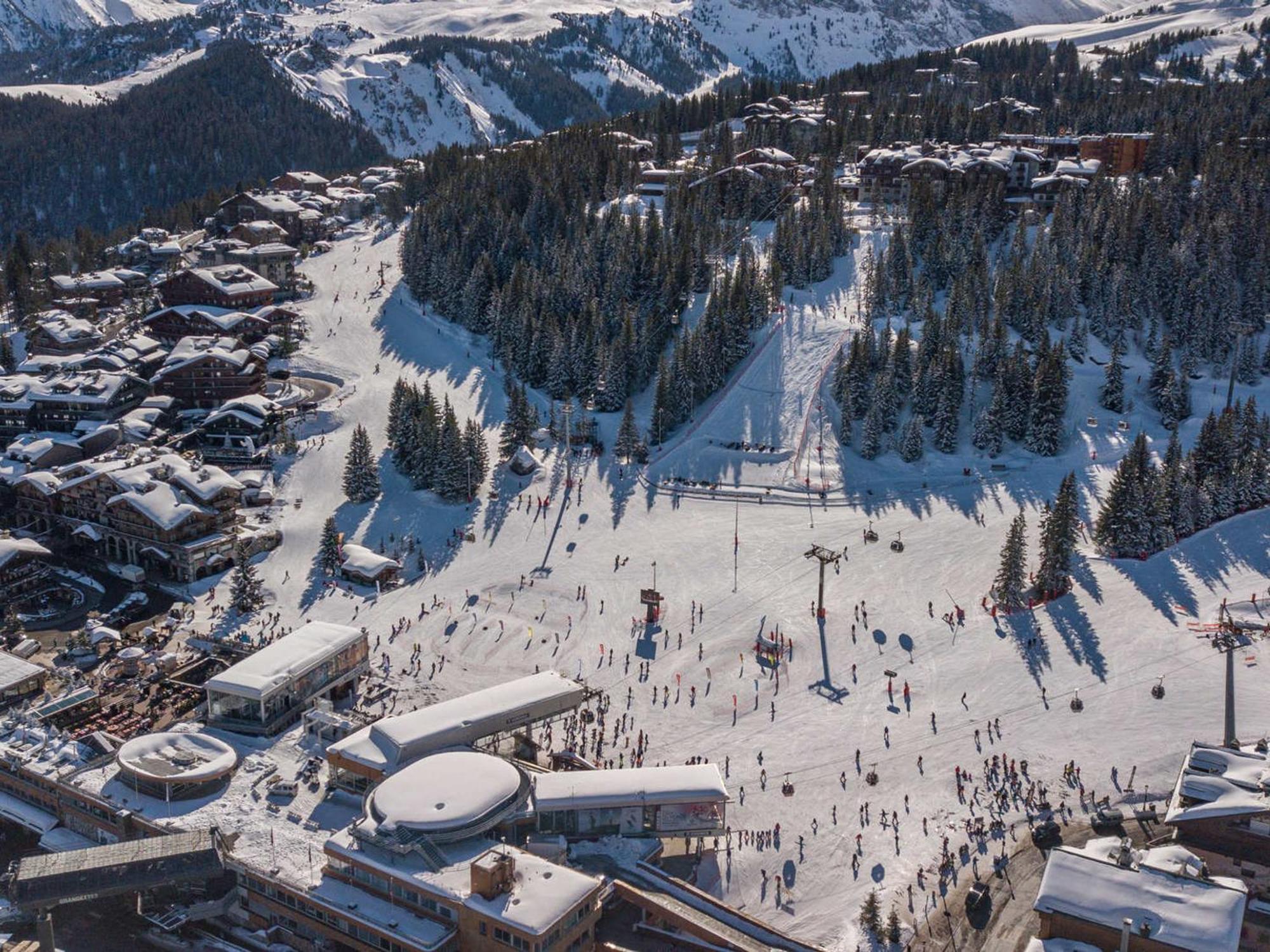 Appartement Contemporain Avec Sauna, Cheminee Et Parking Au Centre De Courchevel 1850 - Fr-1-564-35 Buitenkant foto